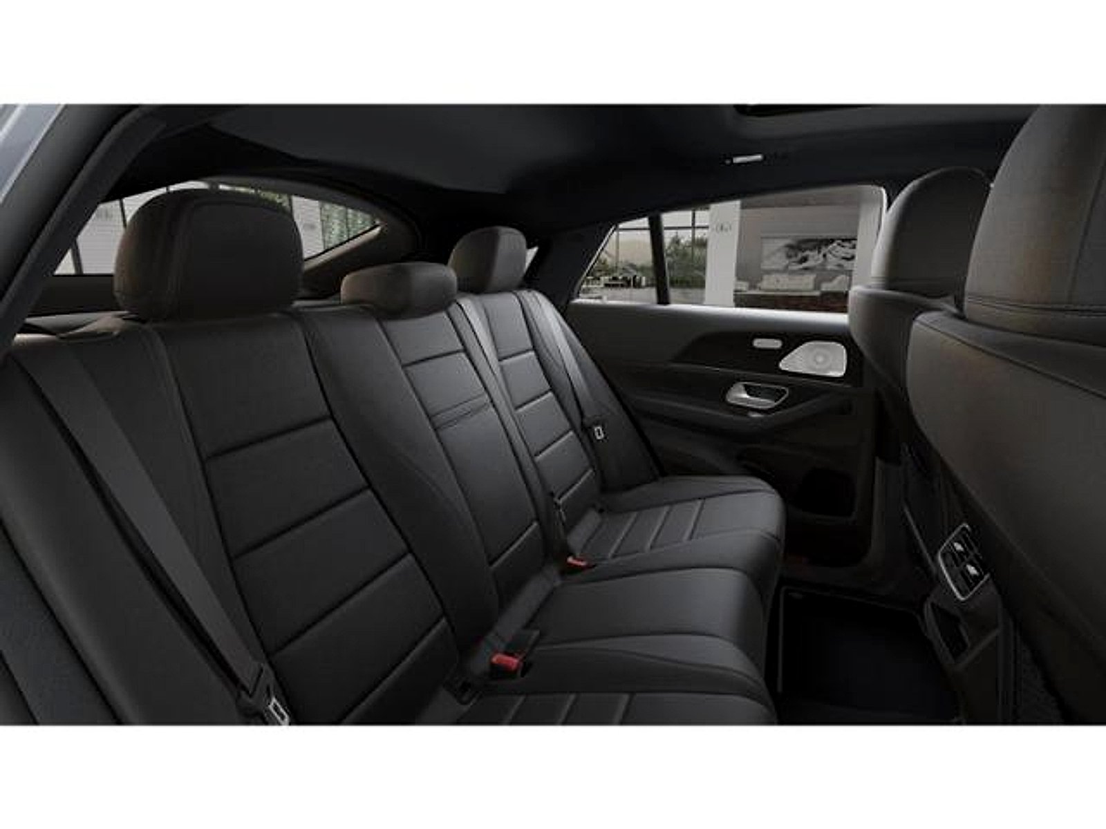 Used 2025 Cirrus Silver Metallic Mercedes-Benz 4MATIC® image 5
