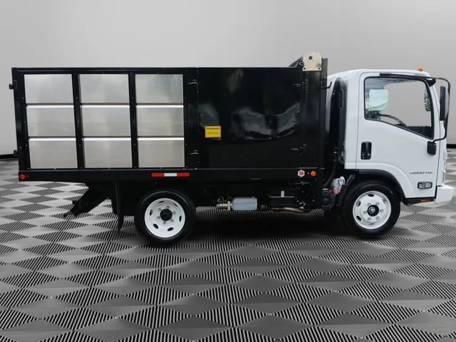 New 2025 Arc White Chevrolet  image 6