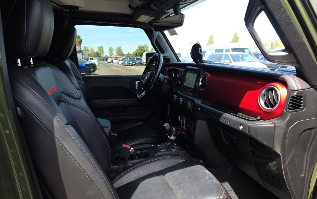 Used 2020 Green Jeep Unlimited Rubicon image 8