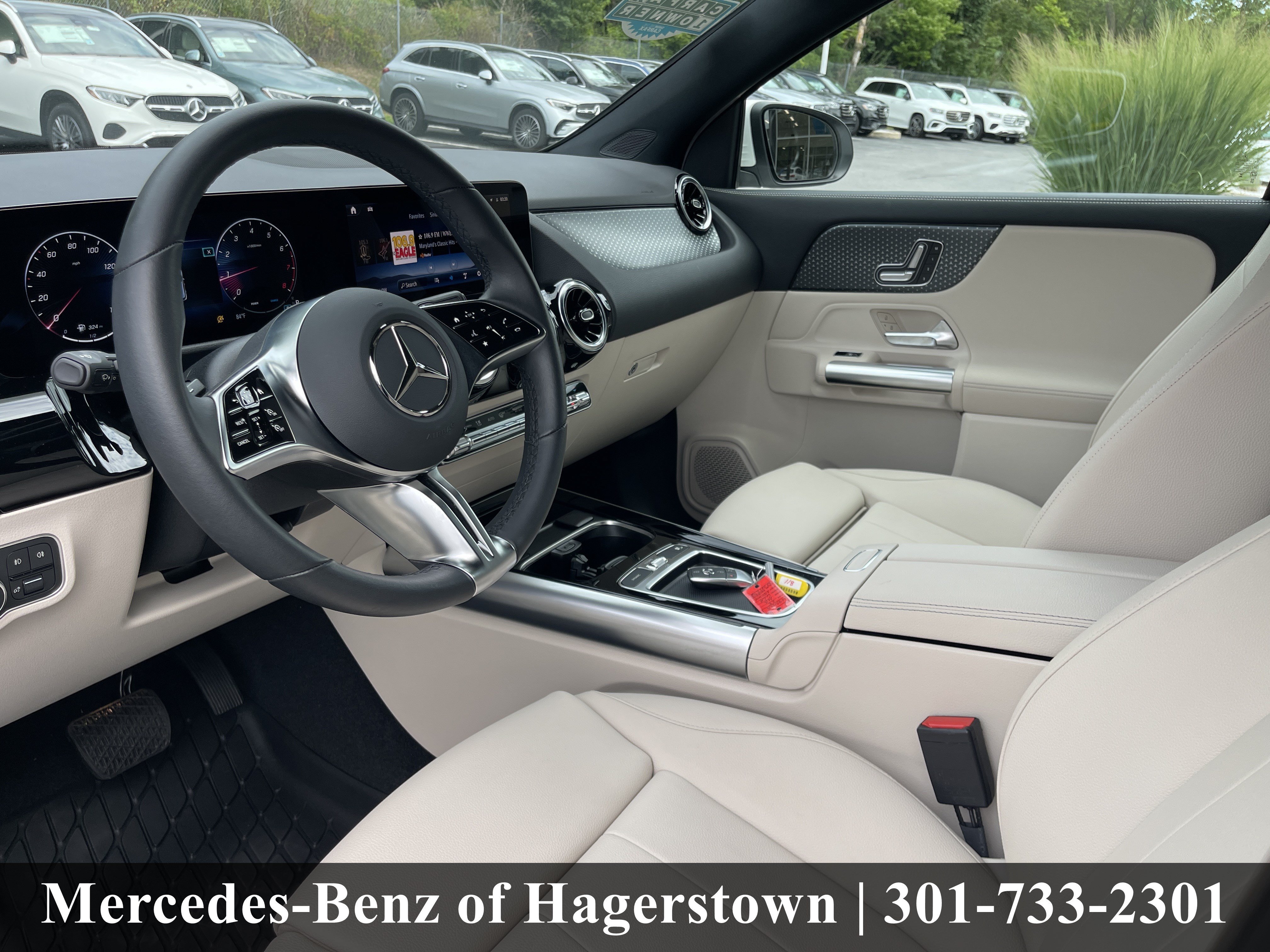 Certified Used 2025 Polar White Mercedes-Benz GLA 250 4MATIC® SUV image 5