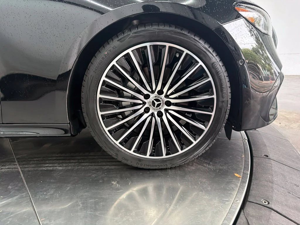 New 2027 Black Mercedes-Benz E 350 image 9