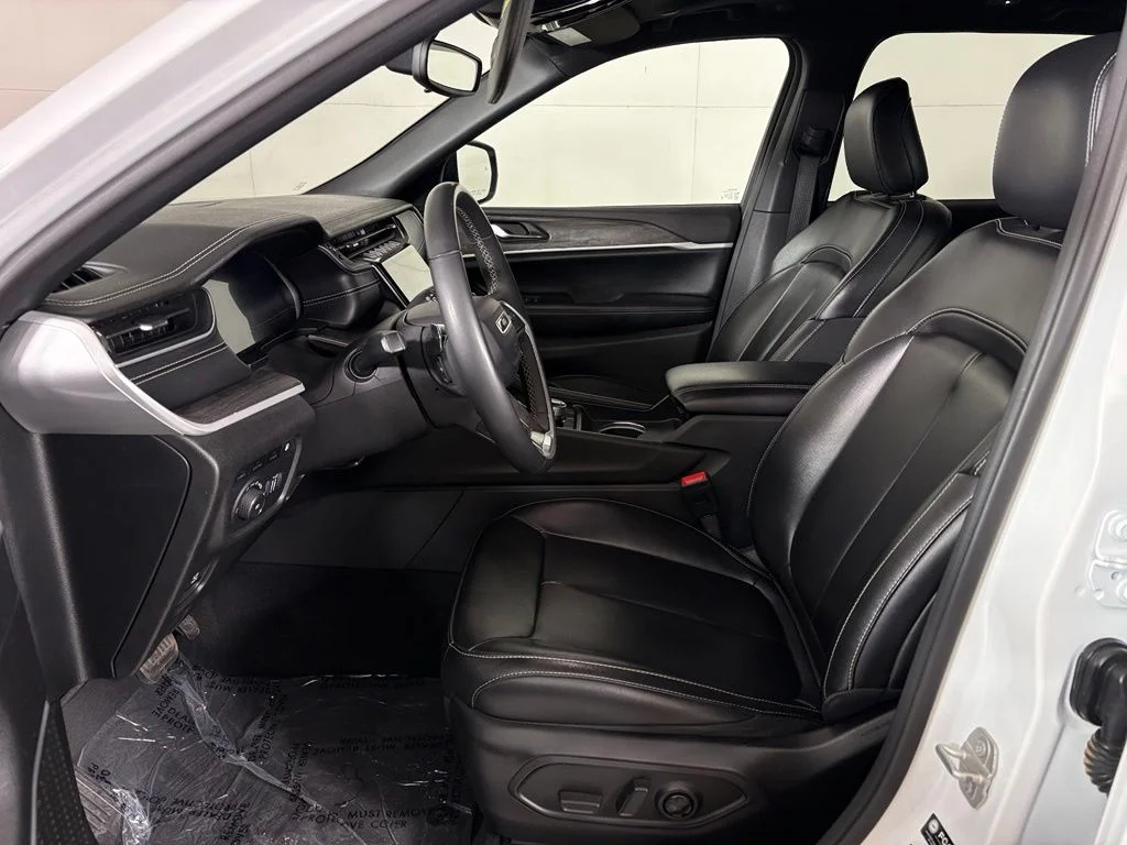 Used 2024 Bright White Clearcoat Jeep 4xe image 17