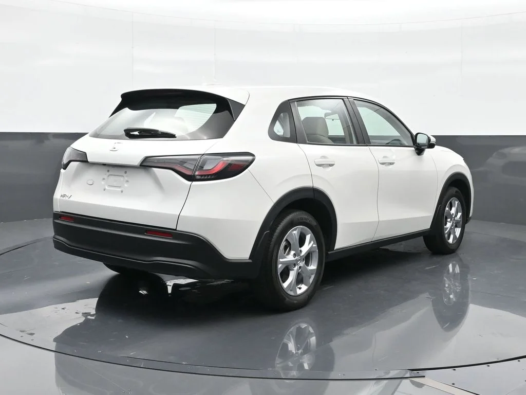 Used 2025 White Honda LX image 14