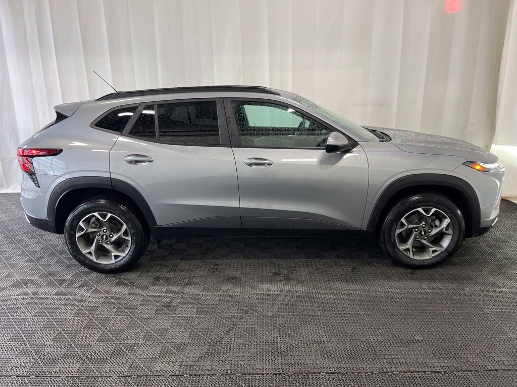 Used 2024 Chevrolet Trax LT with VIN KL77LHE21RC160573 for sale in Grand Island, NY