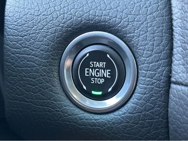 2023 GMC Yukon Denali - Photo 28