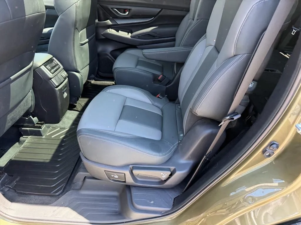 Used 2022 Brown Subaru Onyx Edition image 10