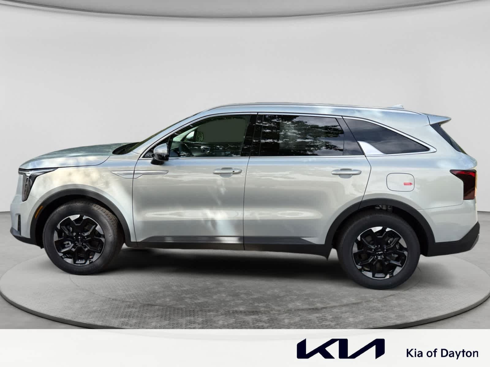 New 2026 Ivory Silver Kia S image 8