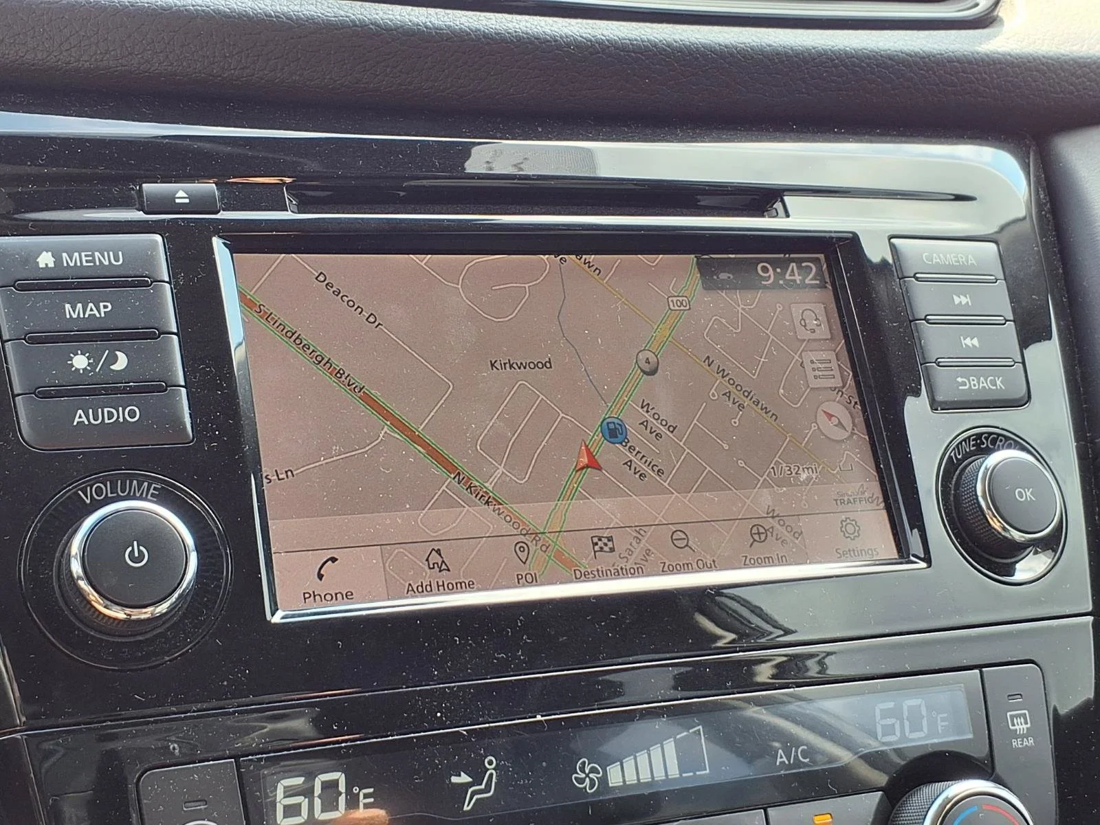 Used 2019 Gun Metallic Nissan SL image 8