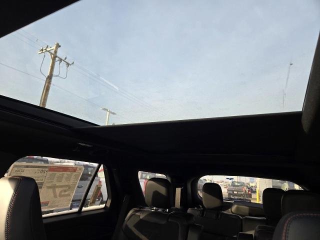 New 2026 Star White Metallic Tri-Coat Ford ST image 49