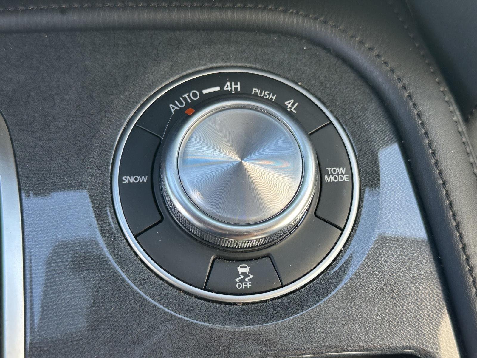 Used 2023 Super Black Nissan SL image 37