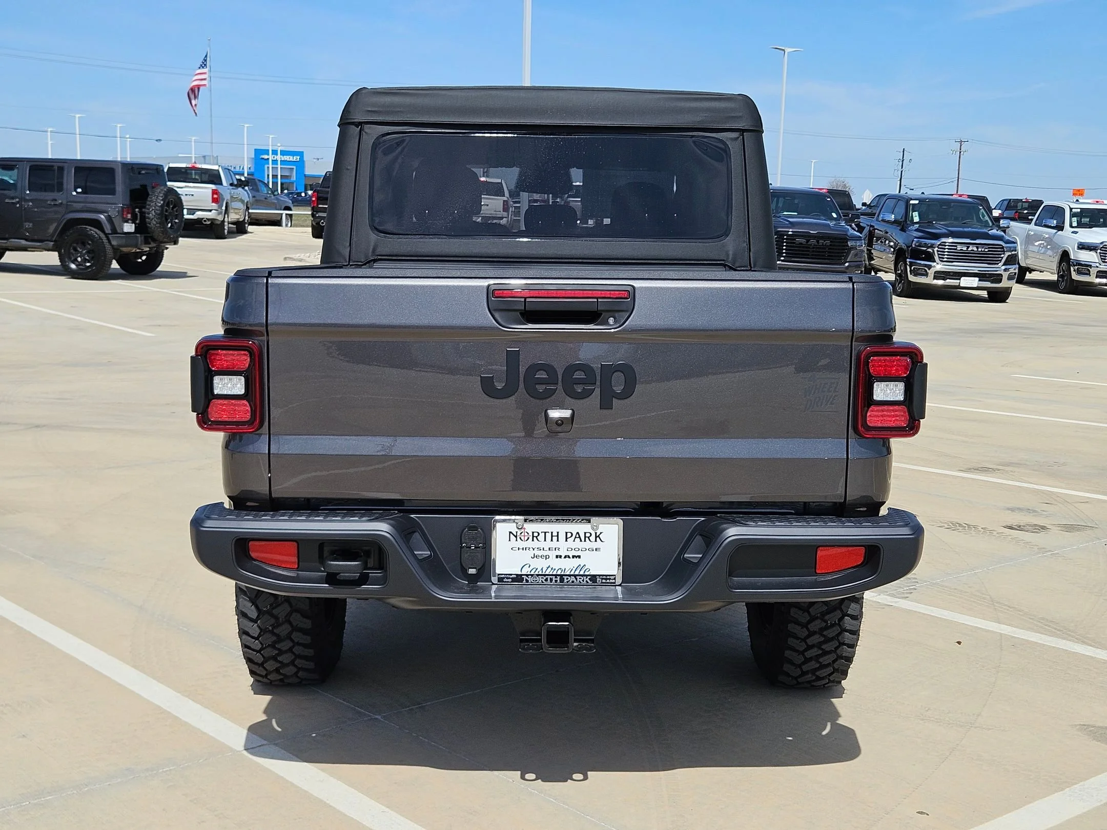 New 2026 Granite Crystal Metallic Clear-Coat Exterior Paint Jeep Willys image 4