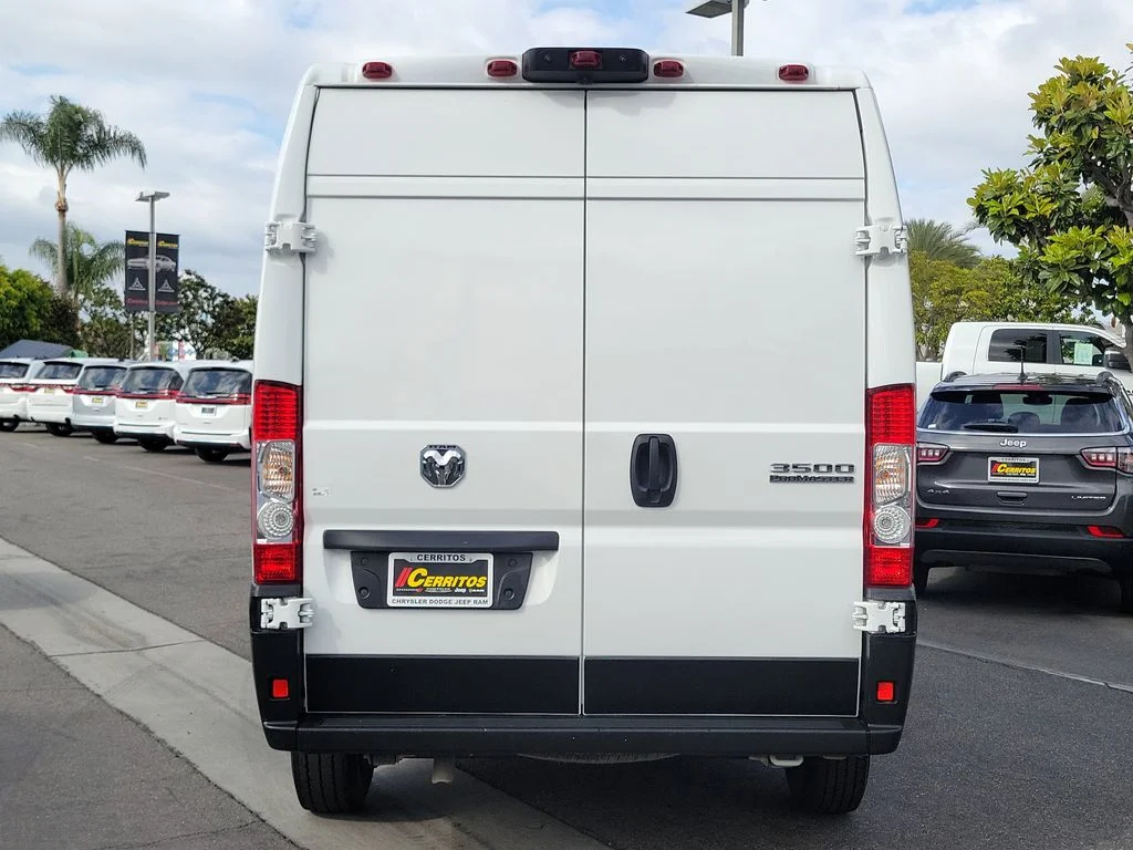 Used 2025 White Ram High Roof image 22