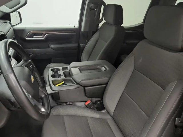 Used 2025 Red Chevrolet LT image 18