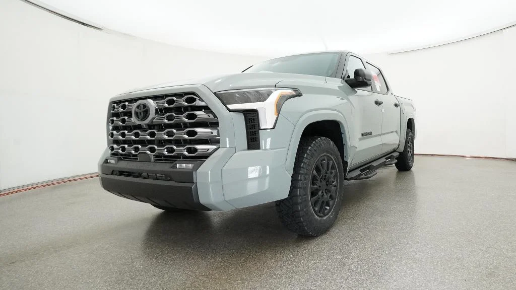 New 2026 Lunar Rock Toyota SR5 image 19