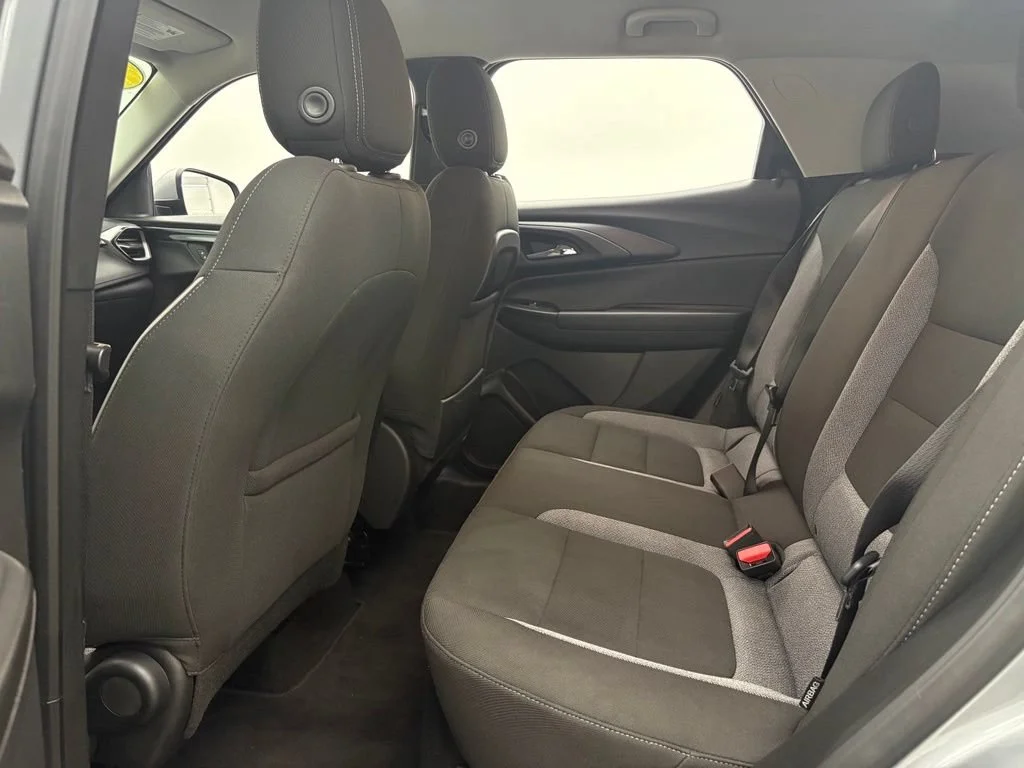 Used 2025 Sterling Gray Metallic Chevrolet LT image 32