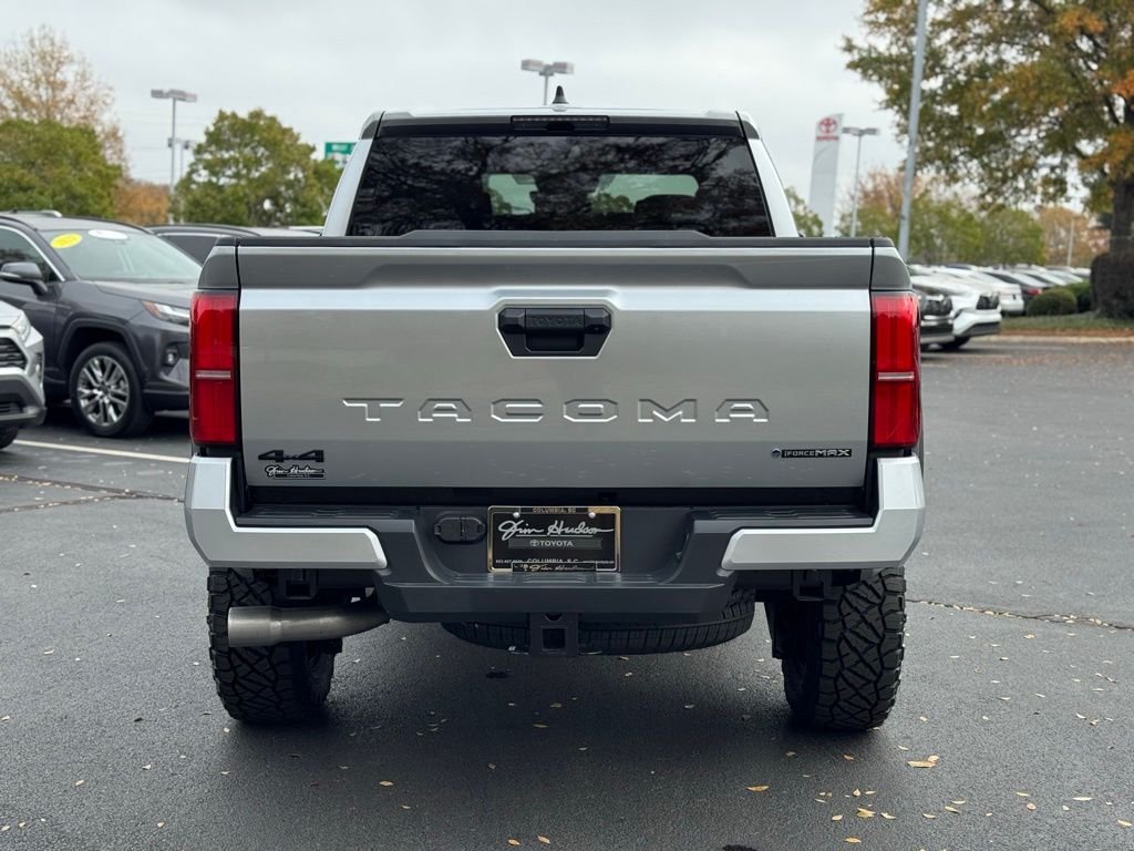 2025 Toyota Tacoma TRD Off Road - Photo 9