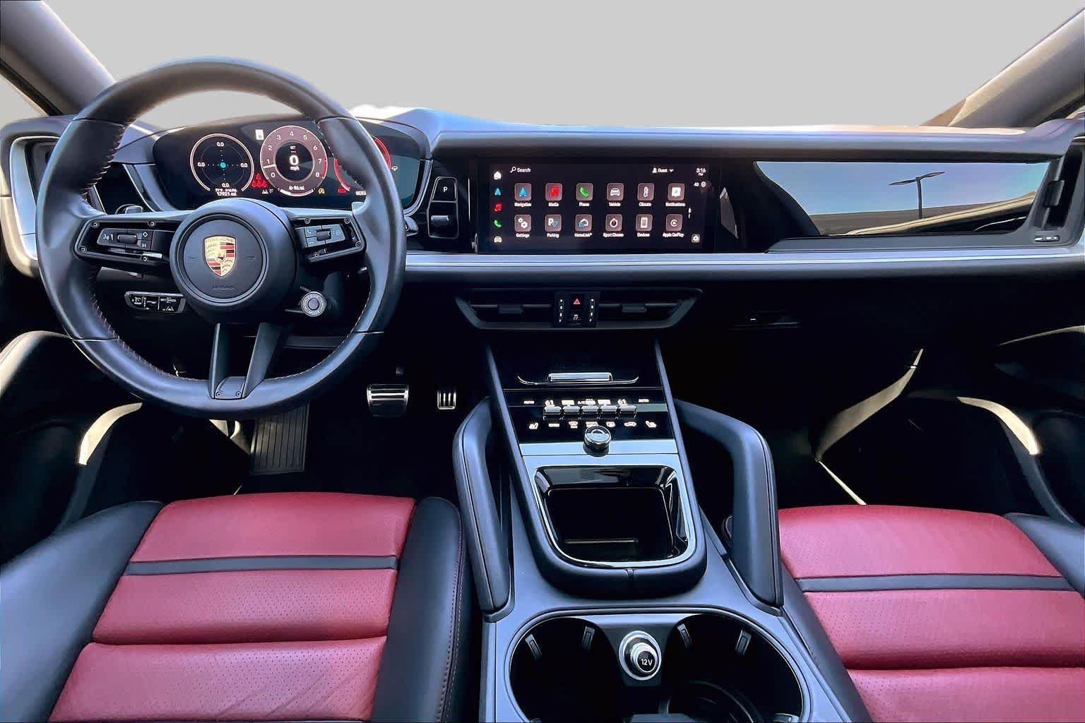 Used 2024  Porsche S image 14
