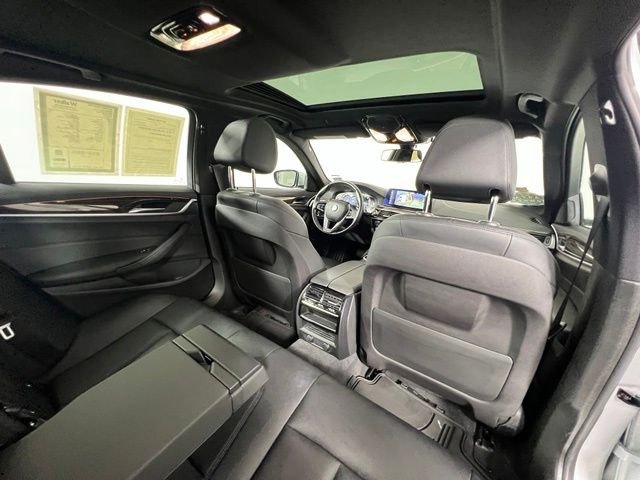 Used 2019 Silver BMW 530i image 43