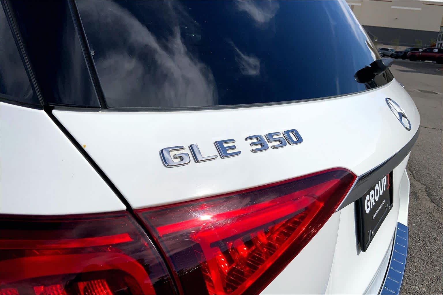 Used 2022 Polar White Mercedes-Benz GLE 350 image 29