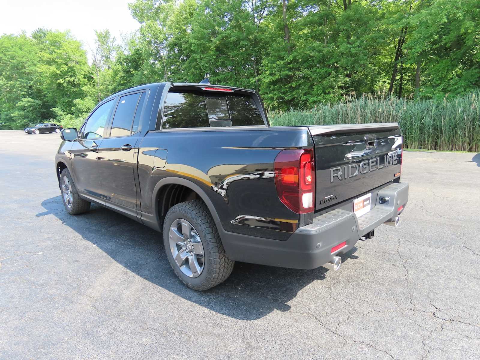 New 2026 Crystal Black Pearl Honda TrailSport image 4