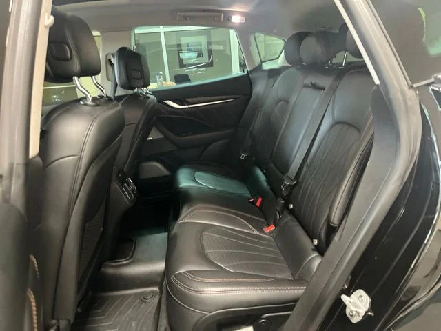 Used 2019  Maserati S GranLusso image 10
