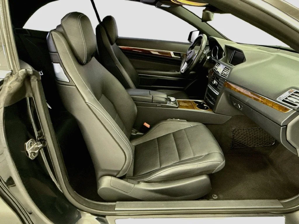 Used 2015  Mercedes-Benz E 550 image 18