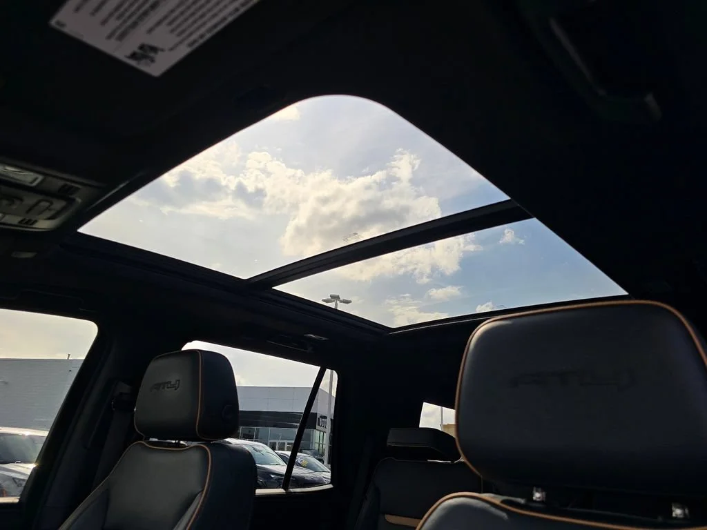 2022 GMC Yukon AT4 - Photo 26