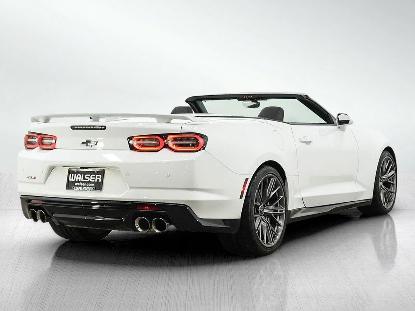 Used 2023 Summit White Chevrolet 2dr Conv ZL1 image 5