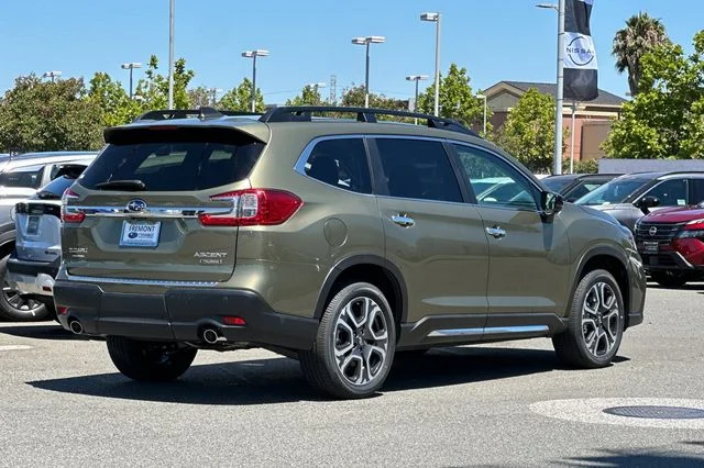 New 2026 AUTUMN GREEN METALLIC Subaru Touring 7-Passenger image 4