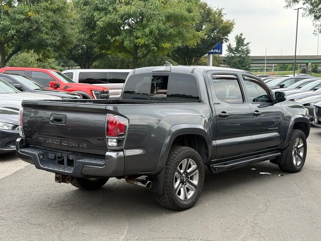 Used 2018 Magnetic Gray Metallic Toyota Limited image 8