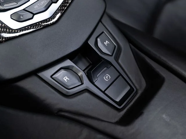 Used 2014  Lamborghini  image 40