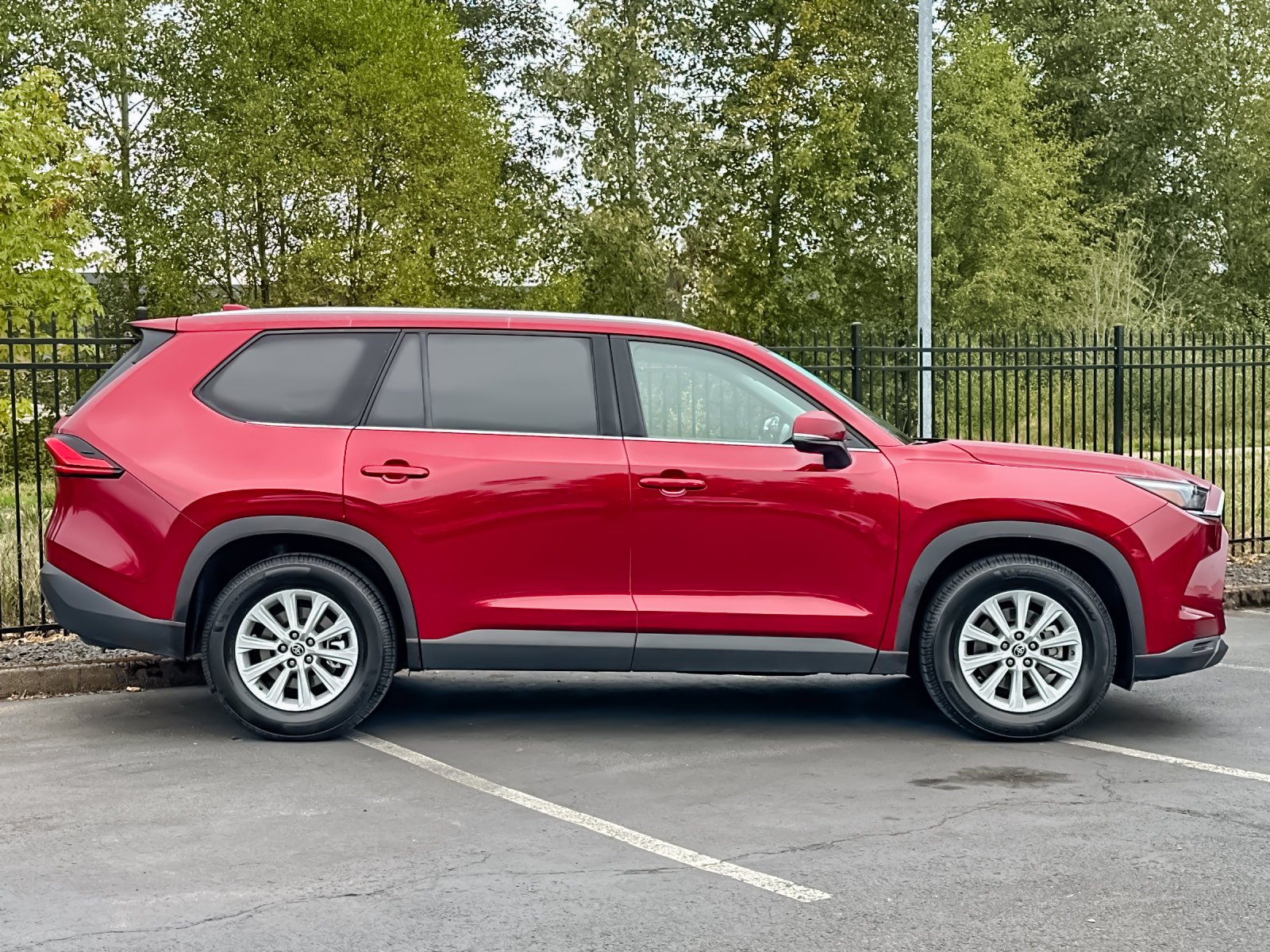 Used 2024 Red Toyota XLE image 2