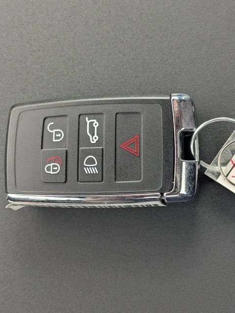 New 2026 Eiger Grey Land Rover Gemini Edition image 32