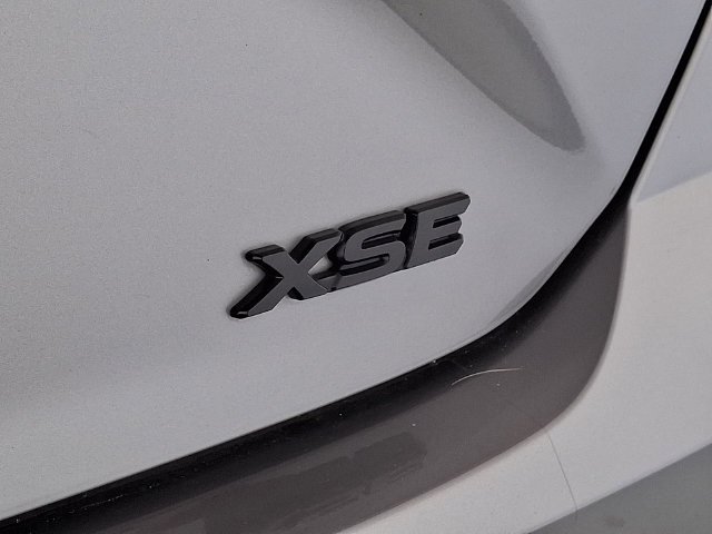 Used 2025  Toyota XSE image 38