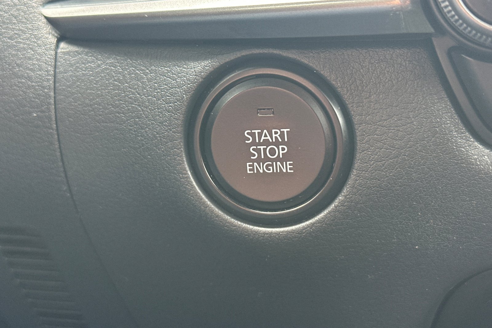 Used 2021 Blue Mazda Select image 23