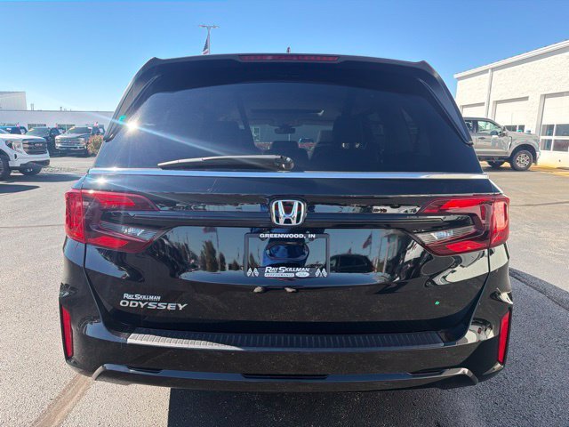 Used 2025 Black Honda EX-L image 3
