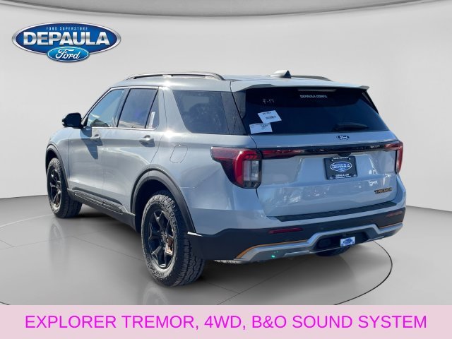 New 2027 White Ford Tremor image 3