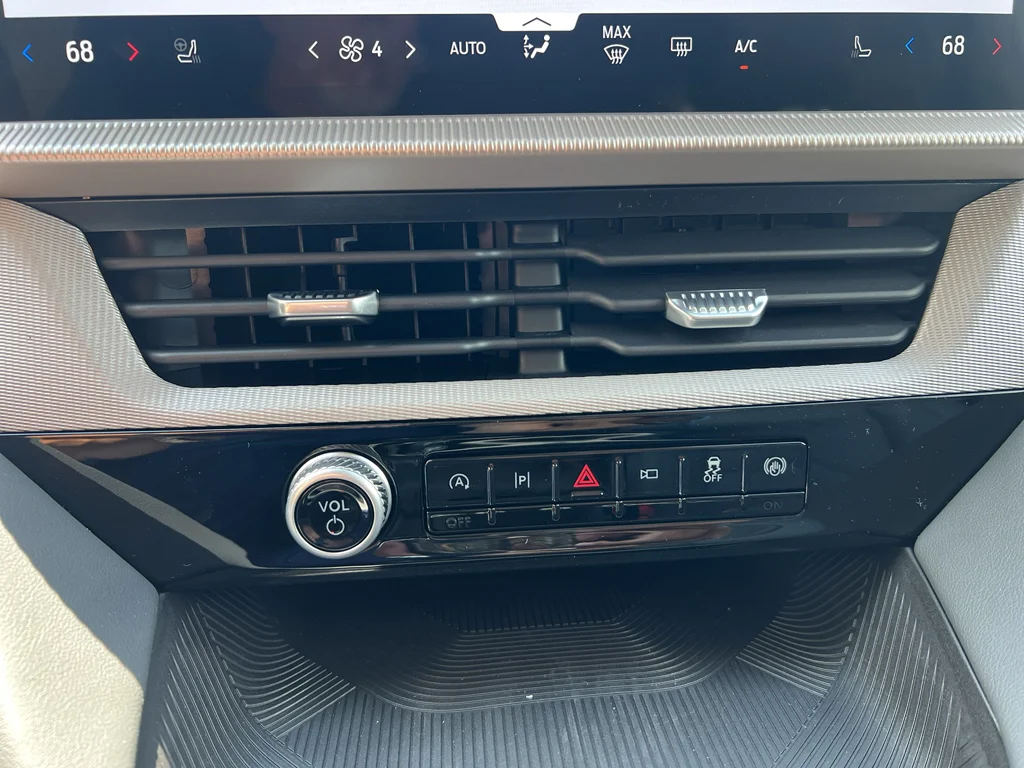 New 2026 Agate Black Metallic Ford Active image 19