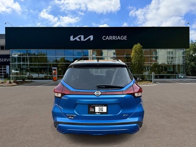 Used 2021 Blue Nissan SV image 7
