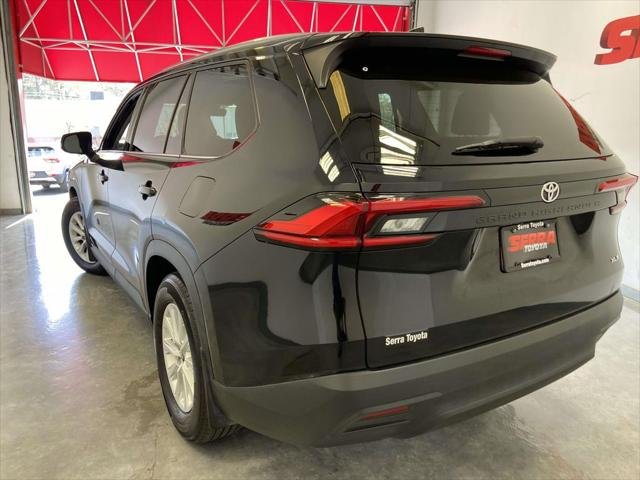 Certified Used 2024 MIDNIGHT BLACK METAL Toyota  image 4
