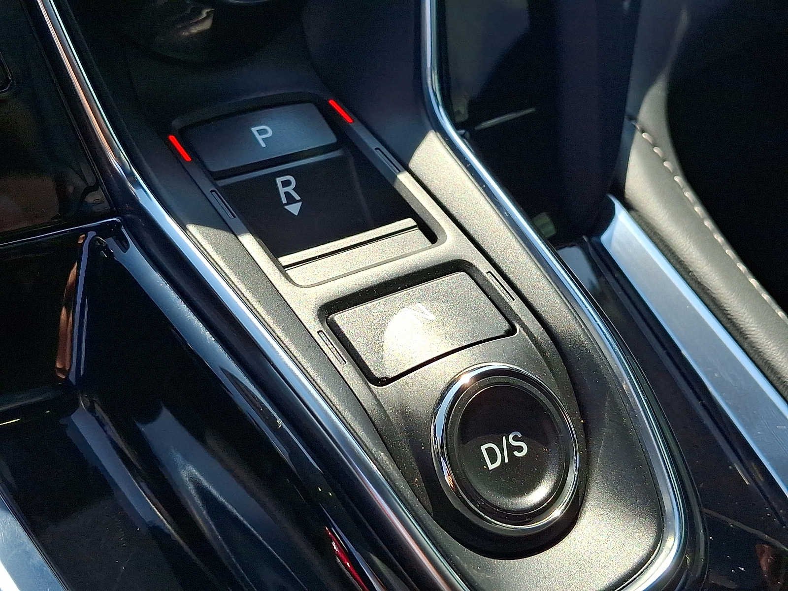 Certified Used 2025 Majestic Black Pearl Acura SH-AWD image 15