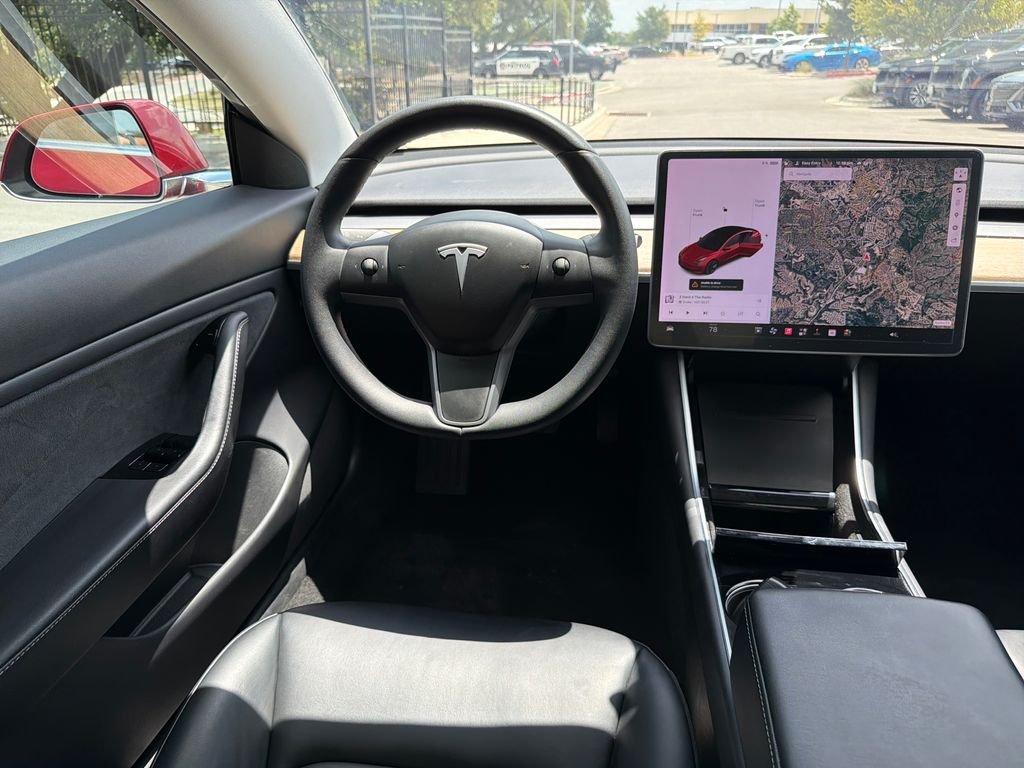 Used 2019 Red Tesla Long Range image 30