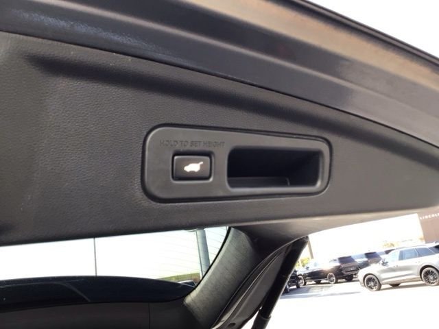 Used 2022 Liquid Carbon Metallic Acura Technology image 26