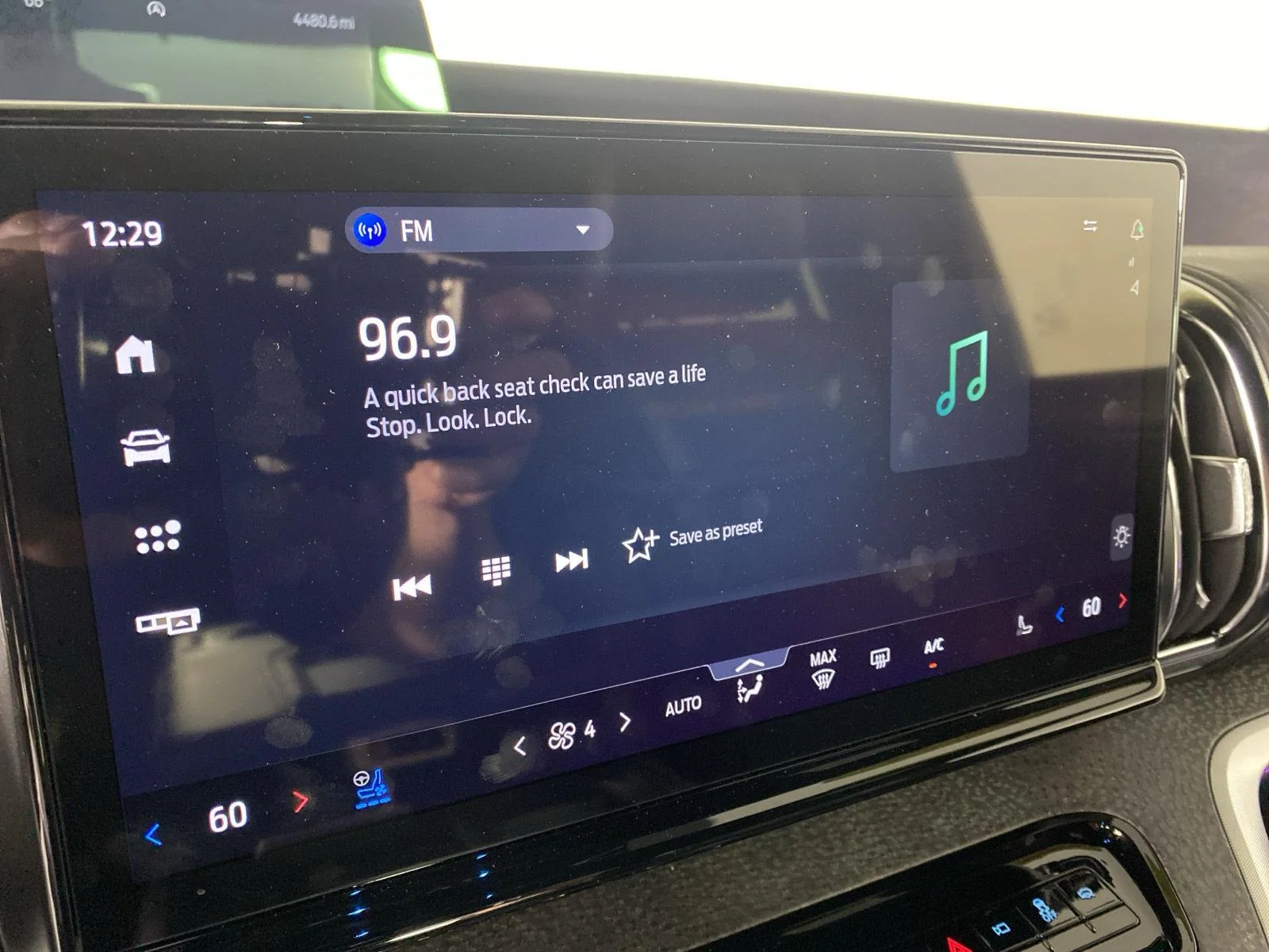 New 2025 Agate Black Metallic Ford TREMOR® image 15