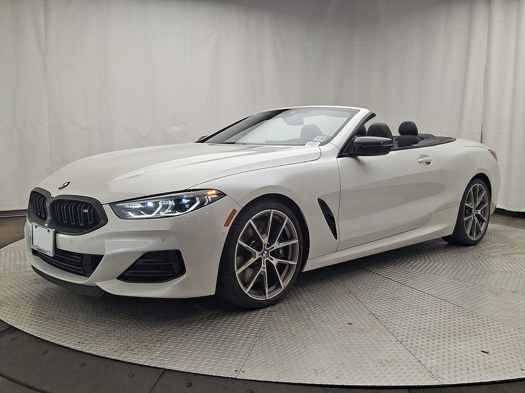 Used 2023 White Metallic BMW M850i xDrive image 1