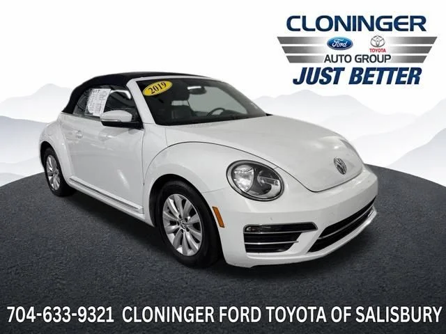 Used 2019 White Volkswagen 2.0T S image 1
