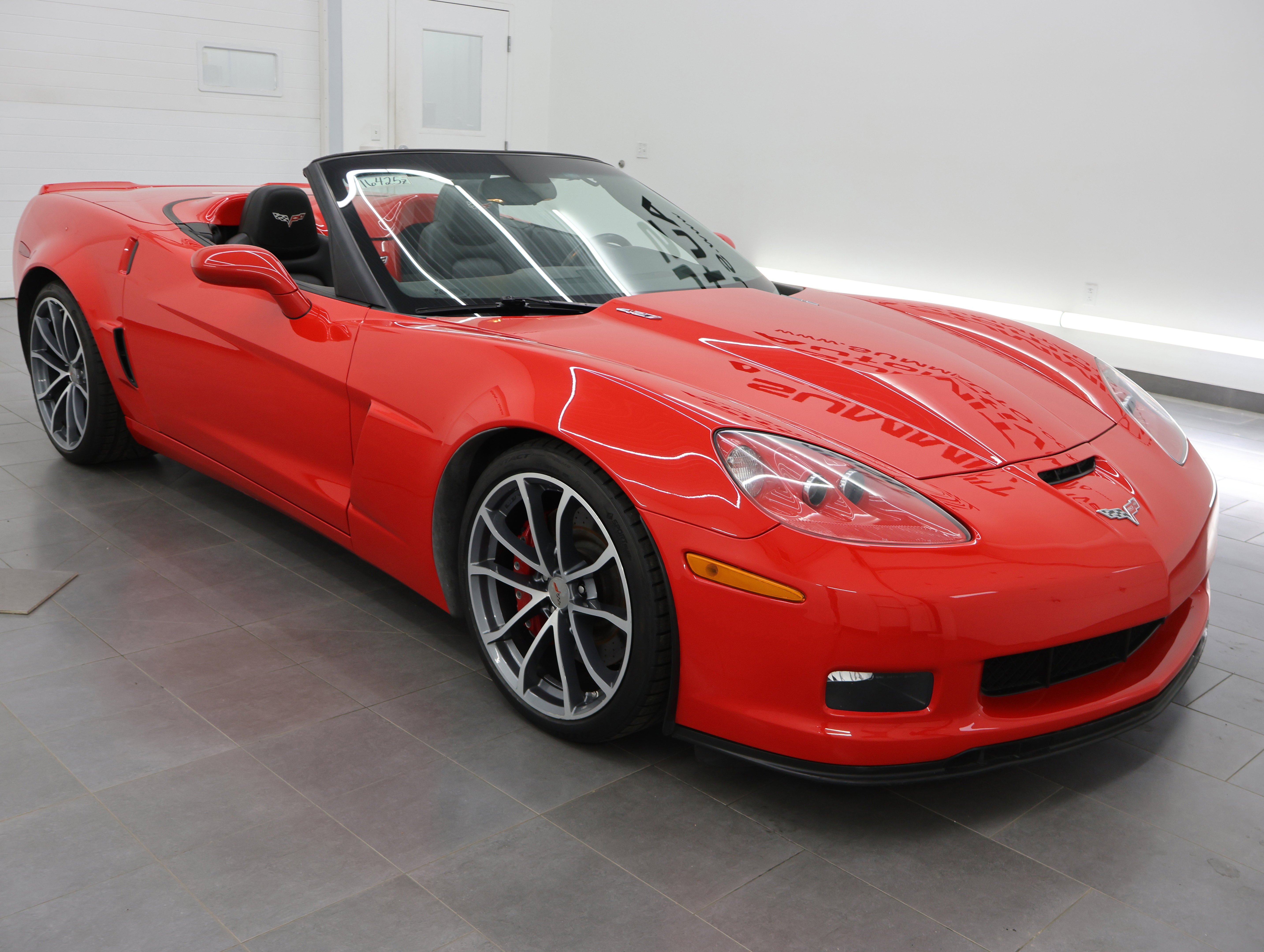 Used 2013 Torch Red Chevrolet 427 1SB: 427 1SB-6 SPEED STICK SHIFT-NAV-HEATED LEATHER-7.0L V8 image 2