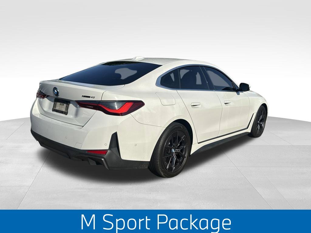 Used 2025 White BMW xDrive40 image 3