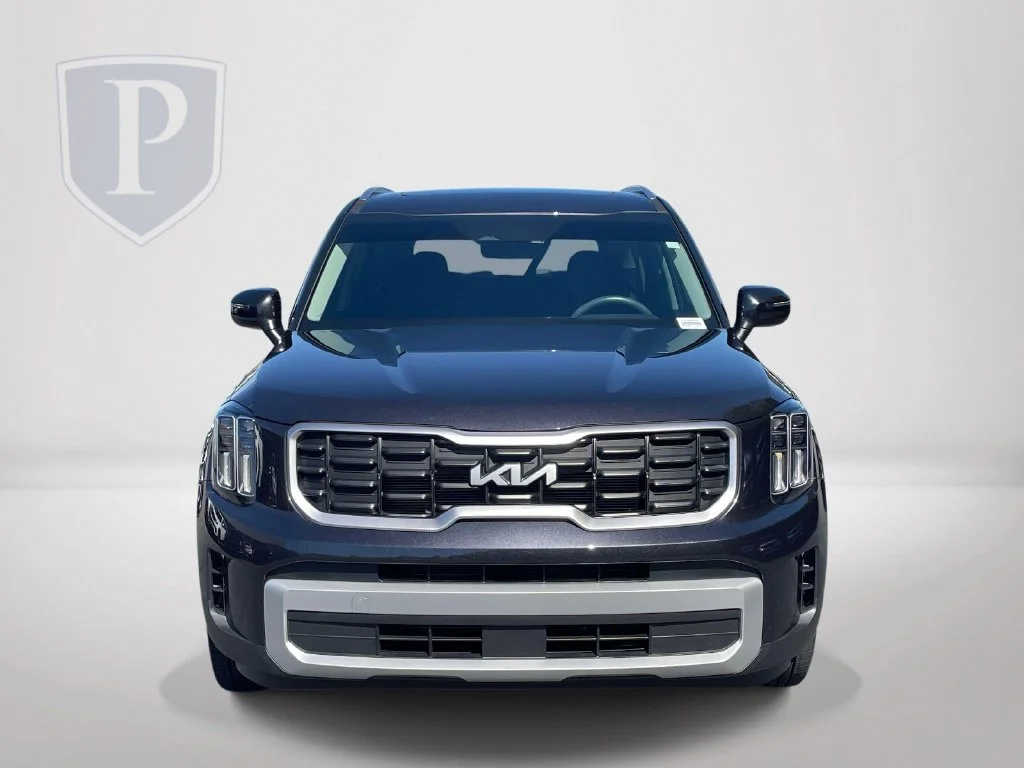 Used 2025  Kia S image 3