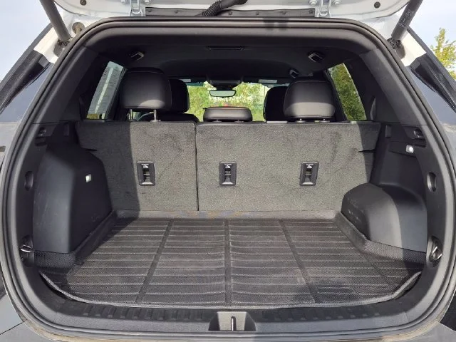 2025 Chevrolet Equinox ACTIV - Photo 11